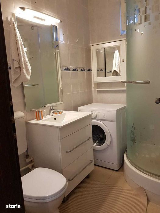 2Camere Coletina Stradal 5 Minute metrou — fotografia 1