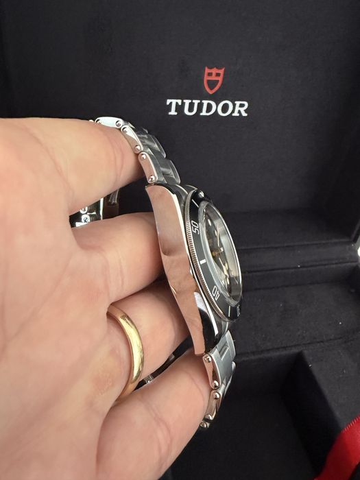 Tudor BlackBay 58 41mm