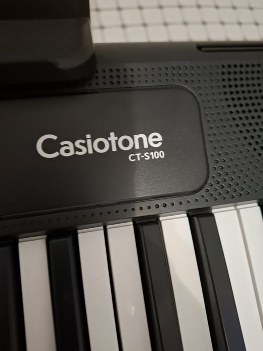 Синтезатор Casio