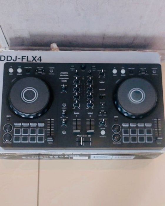 DJ Контролер Pioneer DDJ-FLX4