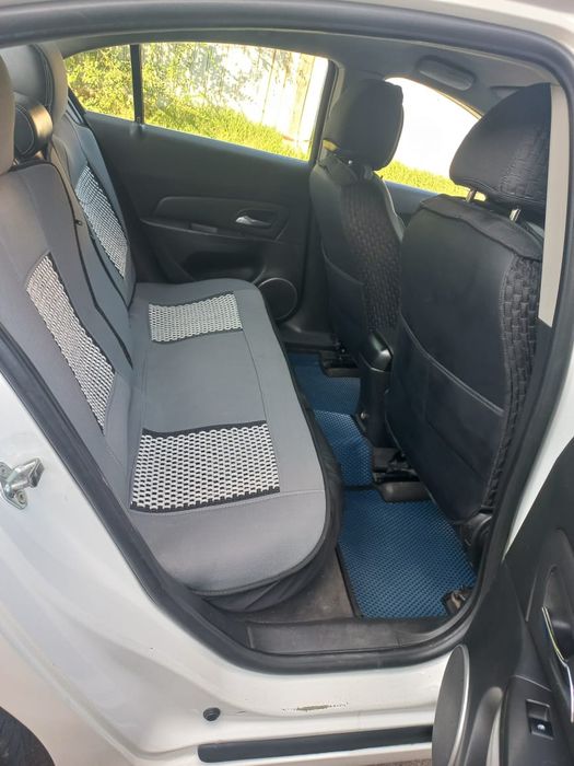 Chevrolet cruze 2012