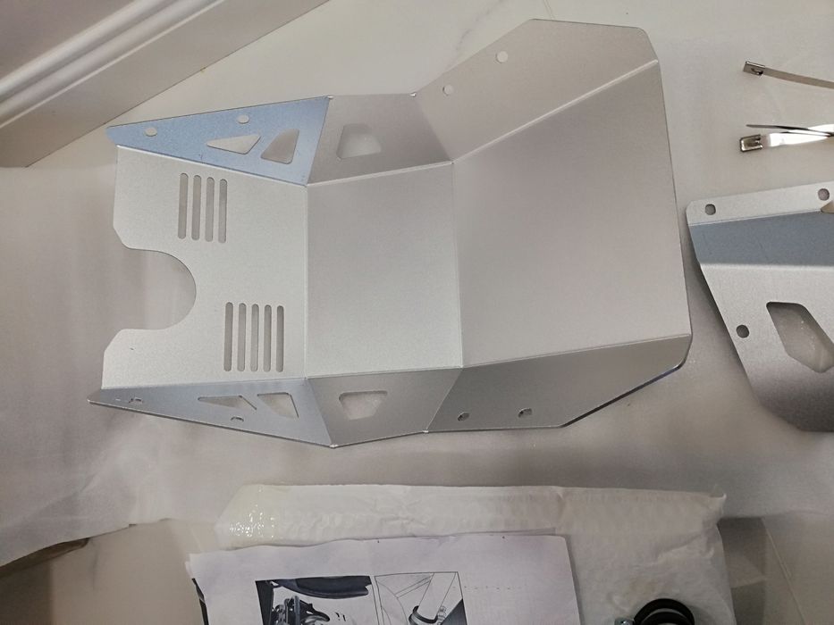 Предпазна плоча за Suzuki V-Strom