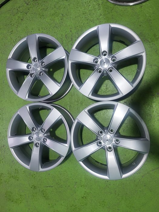 17 5x114.3 лети джанти 5х114.3