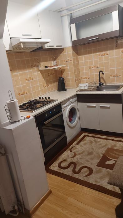 Apartament de închiriat