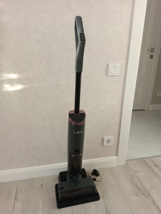 Моющий пылесос LeBot