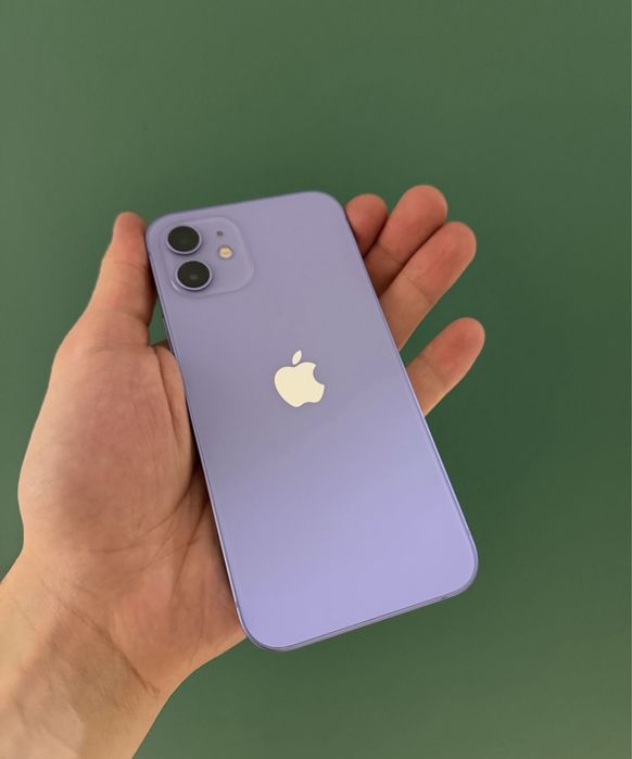Продам телефон Айфон 12 128Gb