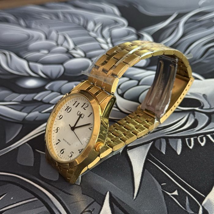 Наручные часы Q&Q