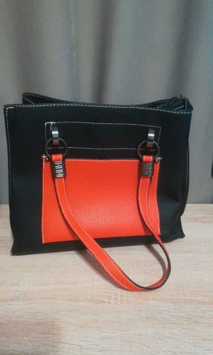 Дамска чанта през рамо