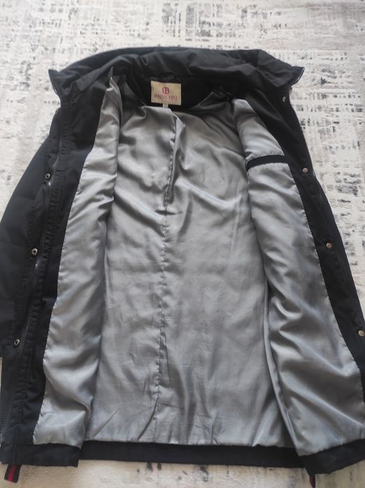 Продам демисезонную куртку
