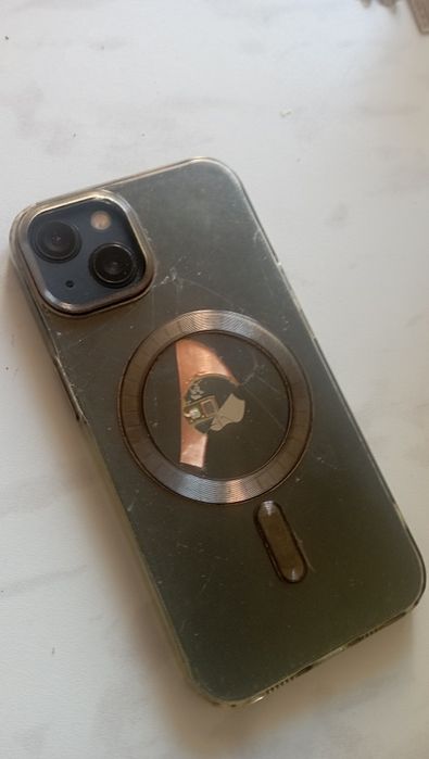 продам айфон 13 100%