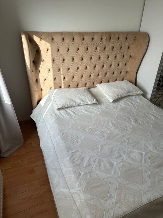 Спальный кровать