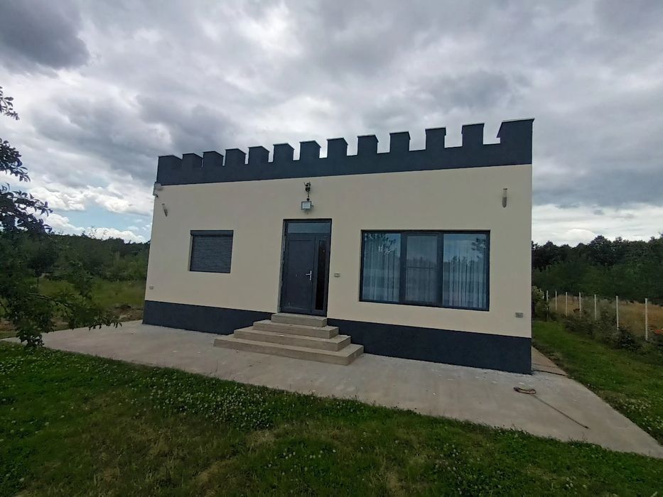 Vând casa noua 110m la 30km de Pitești