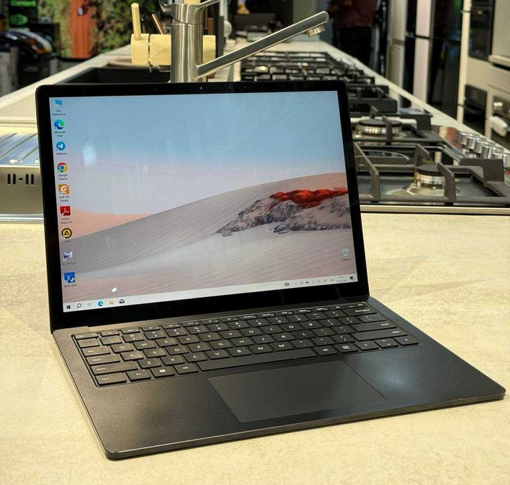 Microsoft Surface laptop 3 i5-1035g4/8/256/13'3 2K IPS touch