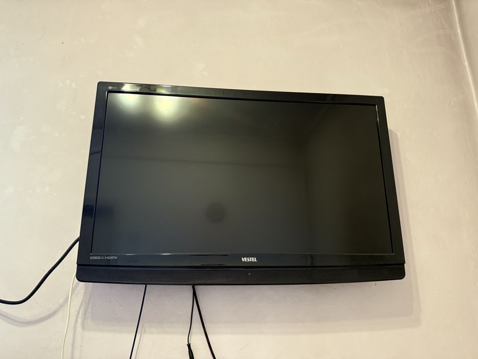 Телевизор Vestel 101 см