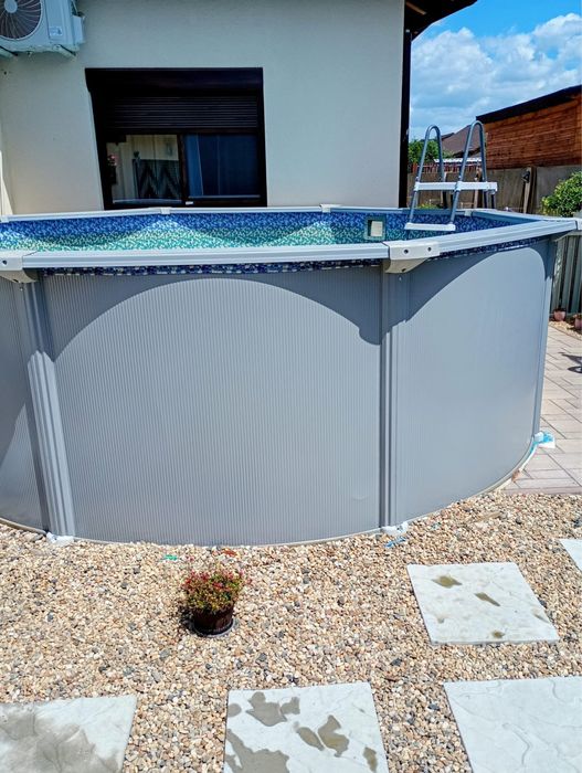 Piscina structura metal