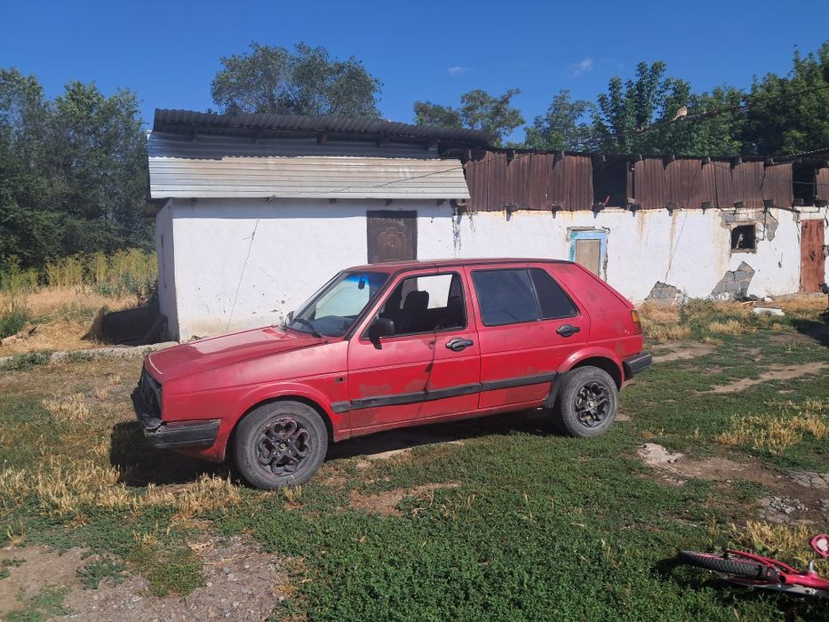 Продам машину голыф 2 афтомат
