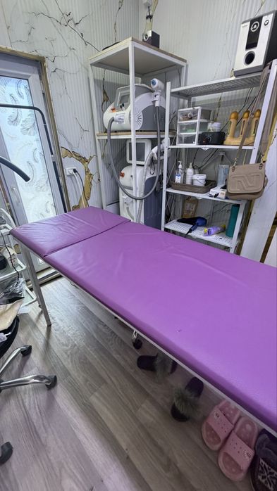 Кушетка для салона красоты