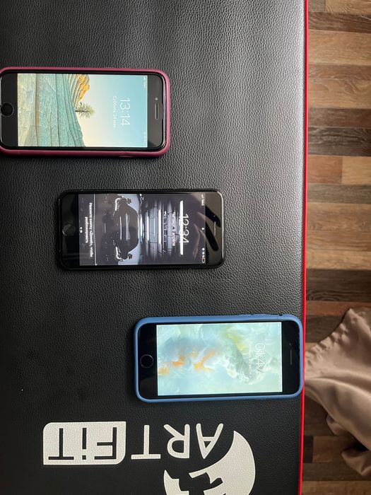 Продам 3 iPhone 7