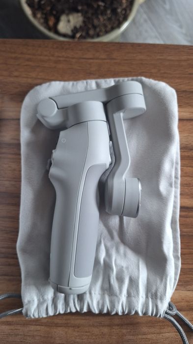 DJI Osmo Mobile 7
