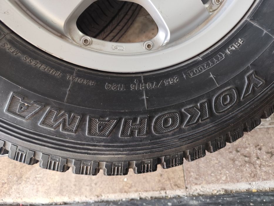 Продаю резина липучка на дисках !