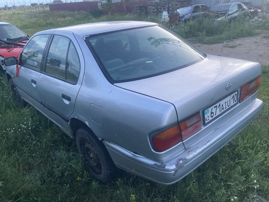 Ниссан примера р10