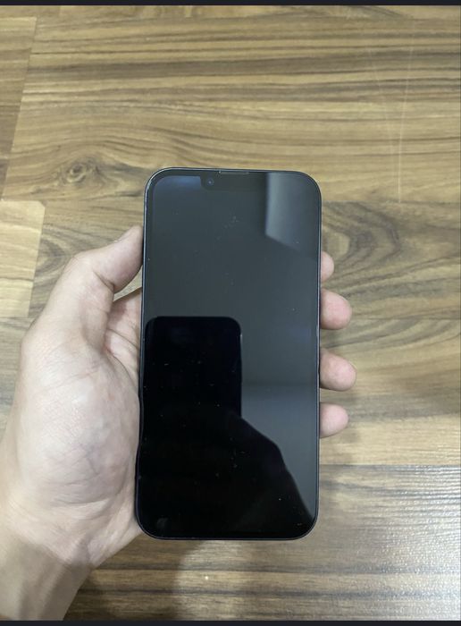 Продам Айфон 14+ плюс