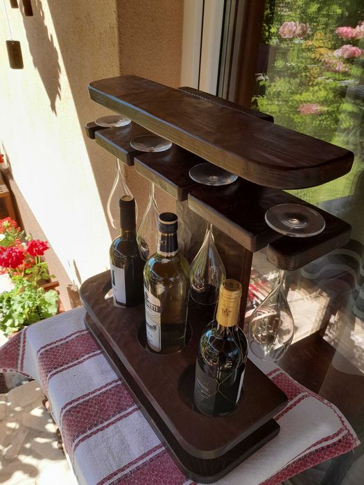 Vand suport pentru sticle de vin