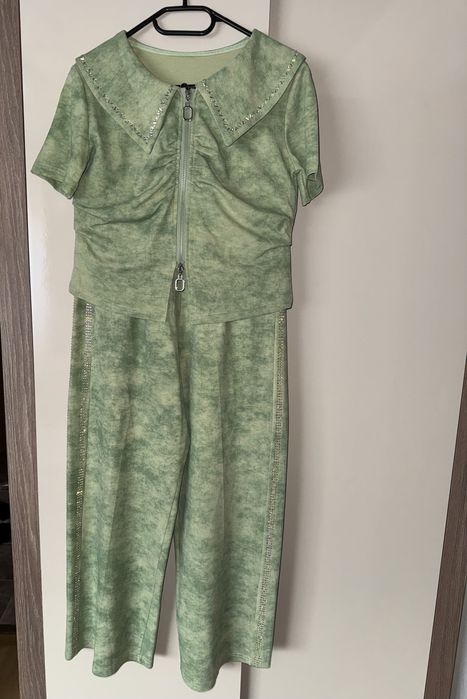 Compleu cu pietricele