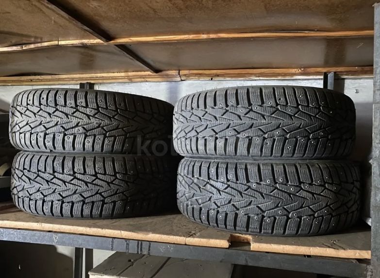 Продам комлект зимних шин