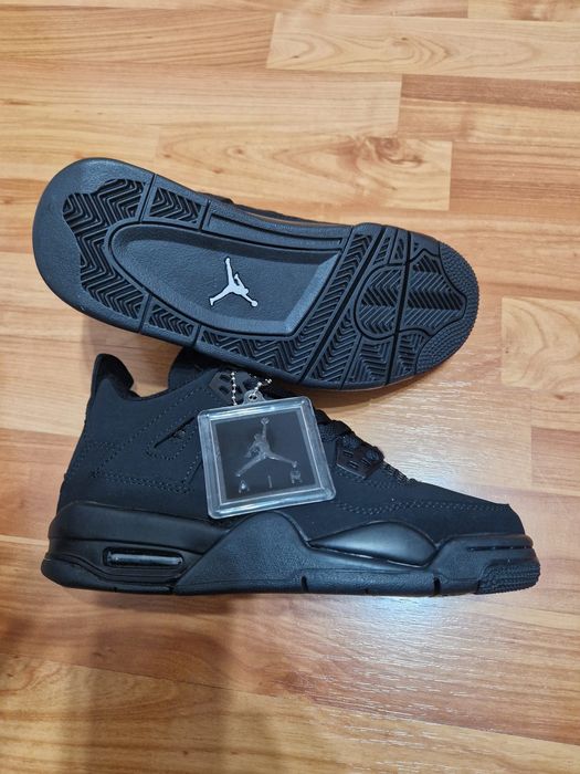 Încălțăminte Jordan patru