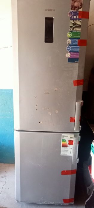 Продам холодильник,не в рабочем состоянии