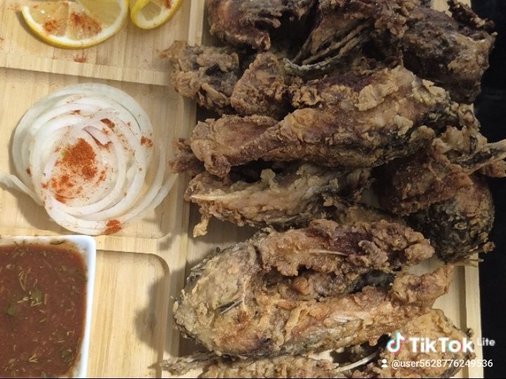 Продам действующий кафе бар