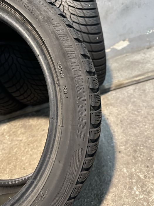 Гуми 225/45/17 BRIDGESTONE  Blizzak Winter