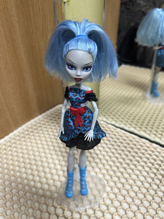 Пролам кукол монстр хай!