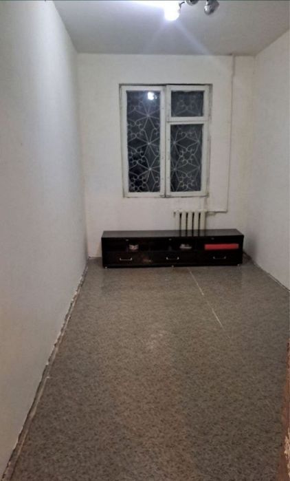 Продается 2/2/4 квартира Феруза