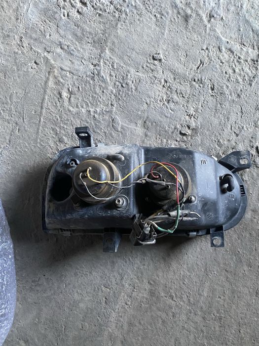 Фары на Volkswagen Golf 3