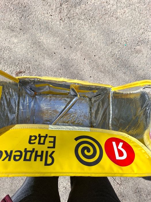 Яндекс-сумка для доставки еды.