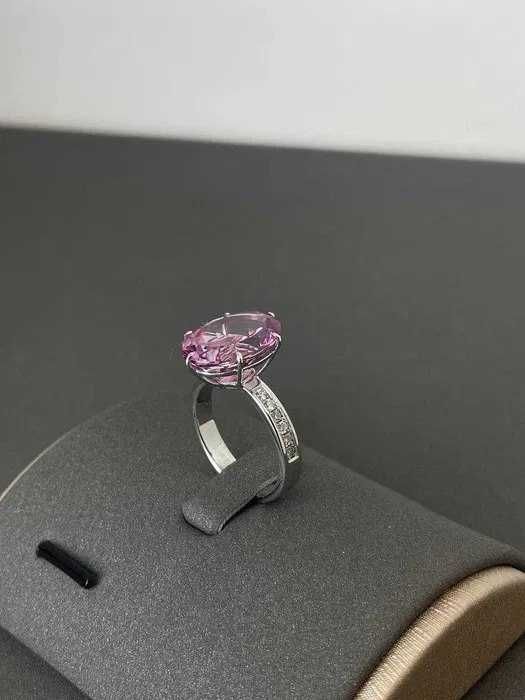 Кольцо с топазом 10 карат