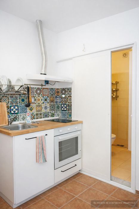 Дава се под наем Тристаен апартамент в Варна, Център - 43 кв.м за 450 € - Снимка #2