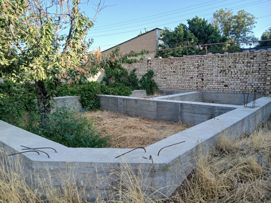 shoyim koprikda namuna mahalada uchastka sotiladi 5.5 sotix