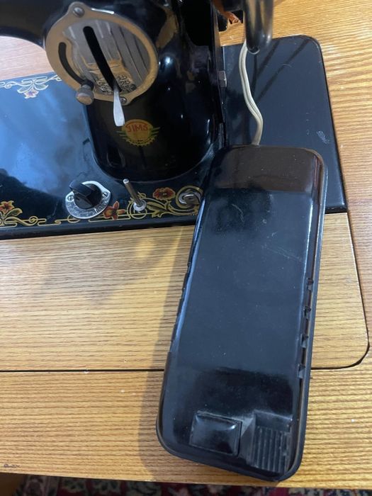 Швейная машинка советский