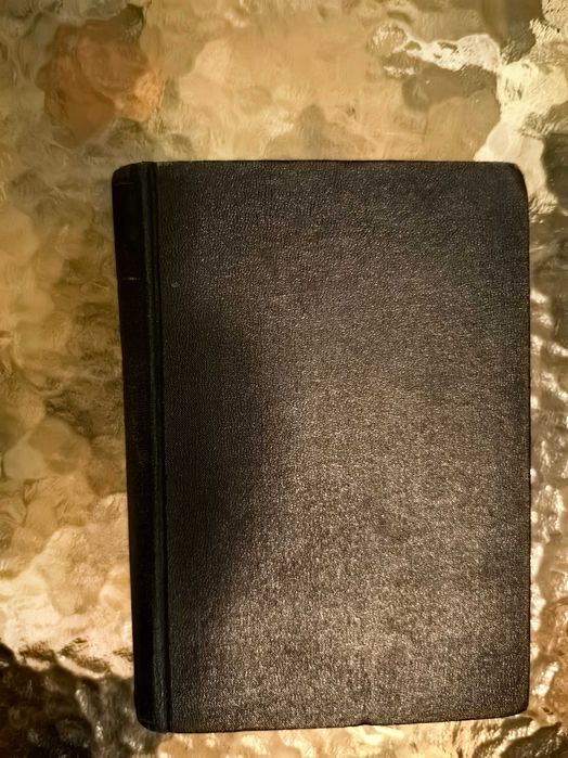 Старинна книга от 1830 г. "Памския манастир" от Стендал