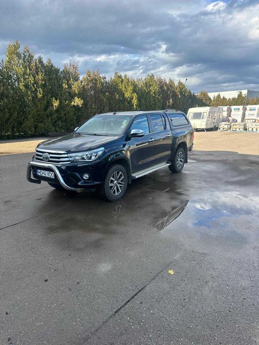 Toyota  Hilux   2017