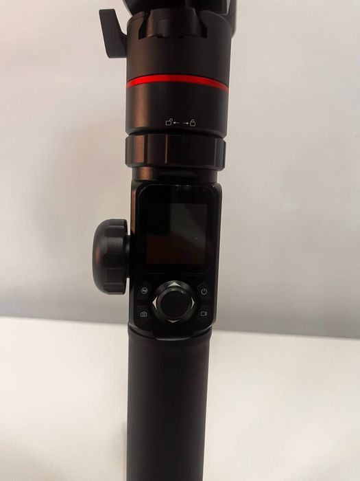 Продам Стабилизатор FeiyuTech AK2000 для камеры