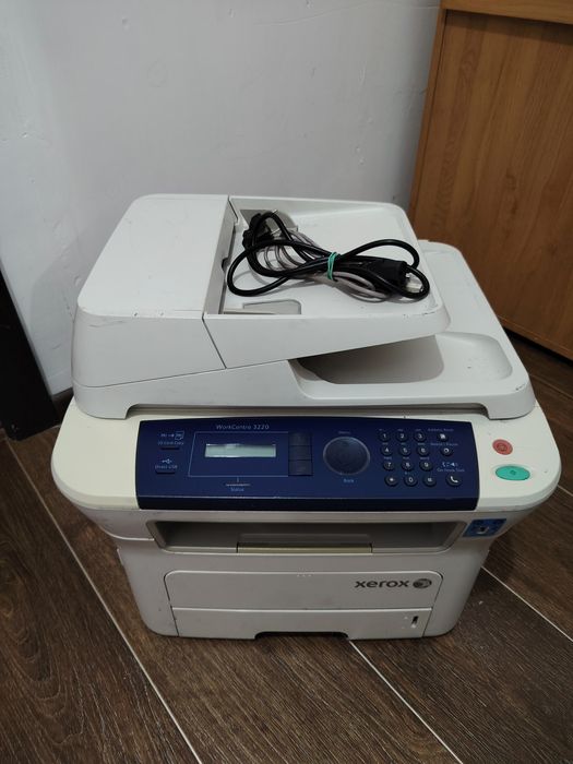 Продам МФУ Xerox WC 3220