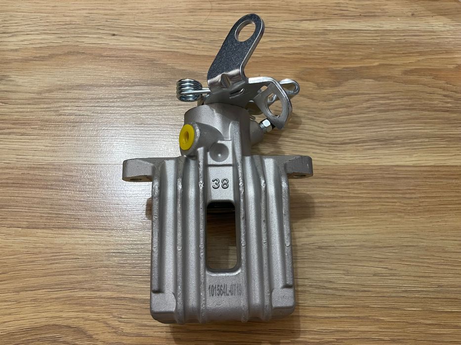 НОВ Ляв спирачен апарат Audi A3 8P Golf 5 Golf 6 Seat Leon 1K0615423A