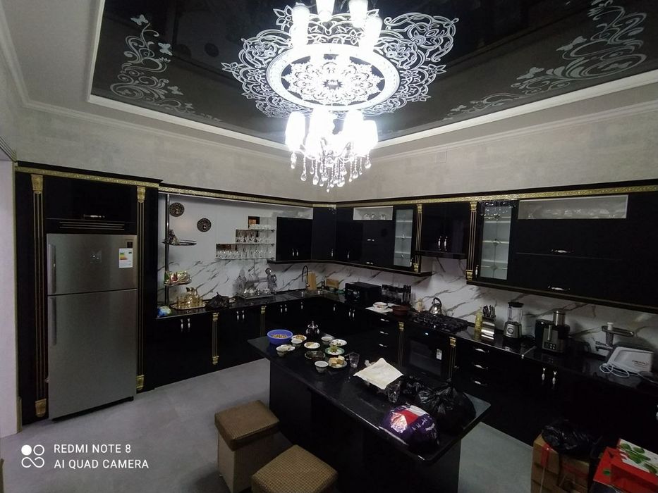 Мебель на заказ.кухни из акрила.200-$ за 1 пог.метр