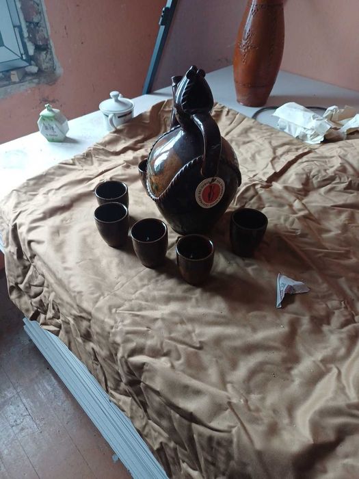 Ретро чинии и вази и други