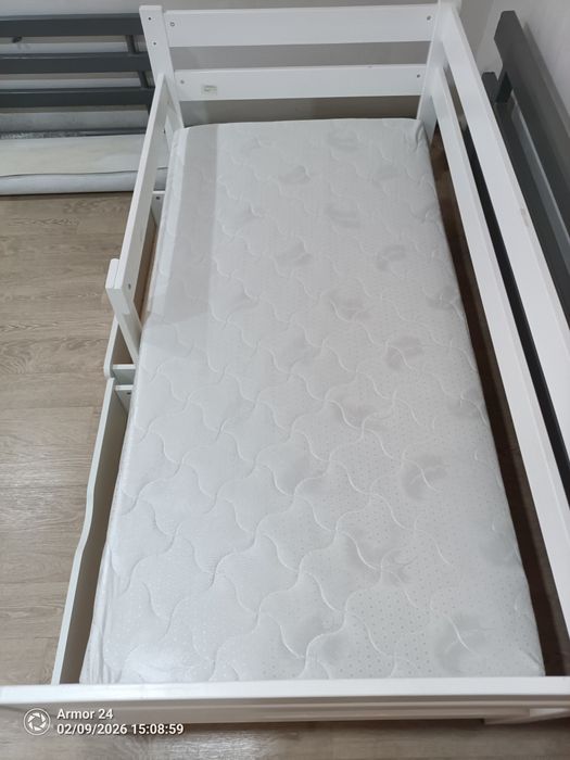 Децкая кровать .