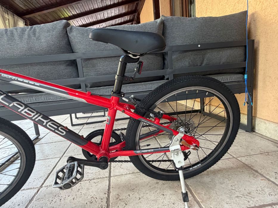 Bicicleta Islabikes Beinn 20” mai usoara ca Woom
